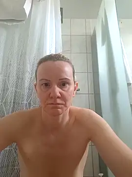 priselvis23 online show from May 7, 8:07 am