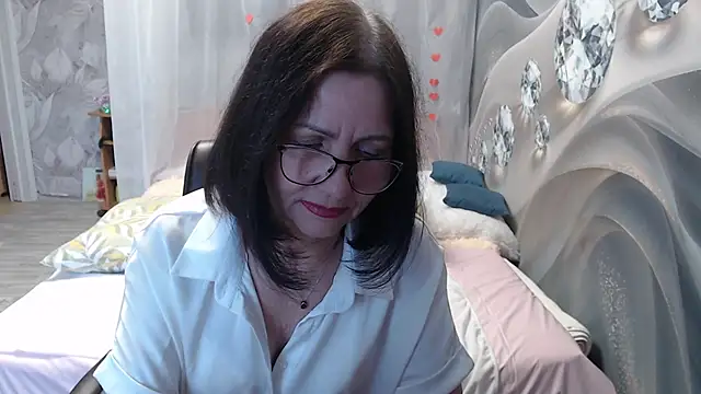 OlgaHottie online show from February 7, 12:25 am