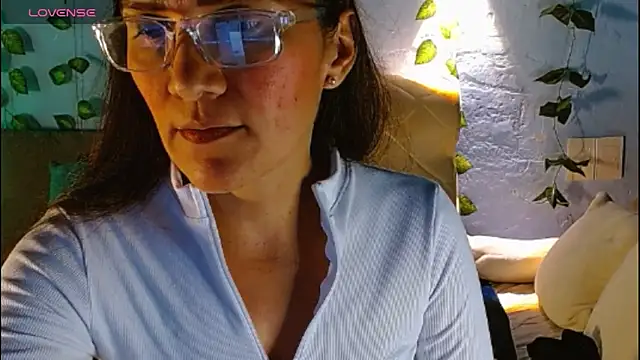 venus swet  online show from May 14, 1:11 am