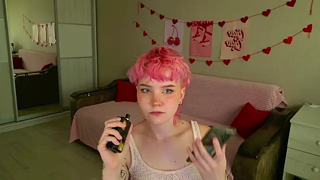 School Love online show from September 18, 11:09 am