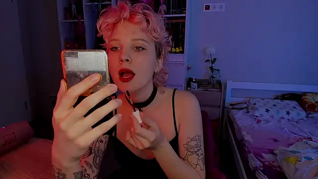 School Love online show from November 24, 7:21 am