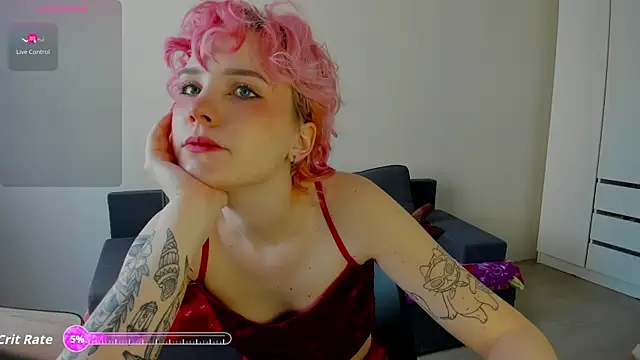 School Love online show from November 9, 7:15 am