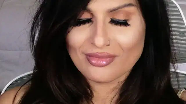 xprettysmilex online show from May 13, 4:46 pm