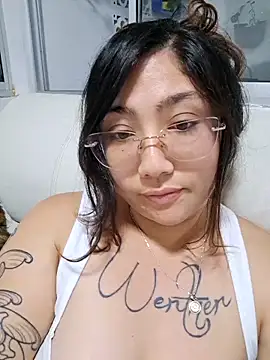 Mia Ruiz online show from November 15, 3:07 am