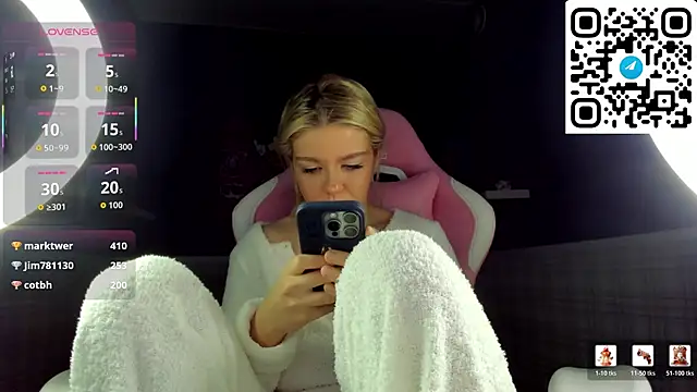 Anna Robinson online show from March 4, 7:26 am