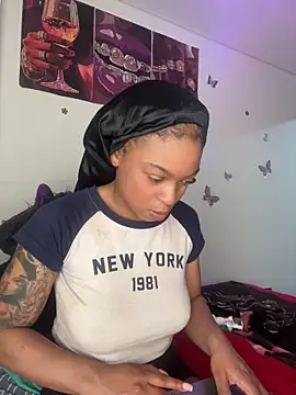 Melany Williams online show from June 15, 3:23 pm