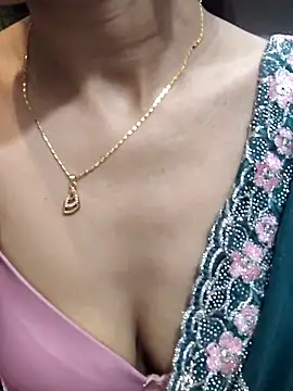indian yourshreya69 online show from May 14, 5:35 am