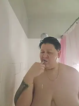 DevilDahm online show from November 28, 8:23 pm