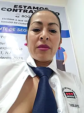 Snapshot of MARIANA-12_ chatting on September 19, 2:05 pm MARIANA-12 online show from September 19, 2:05 pm