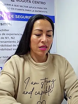 Snapshot of MARIANA-12_ chatting on October 11, 12:41 pm MARIANA-12 online show from October 11, 12:41 pm