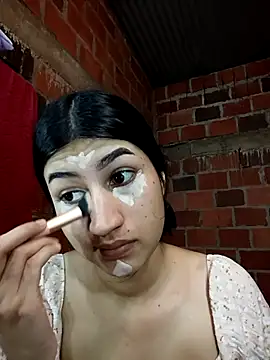 Julix A online show from March 10, 11:09 pm