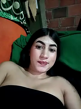 Julix A online show from March 8, 2:04 am