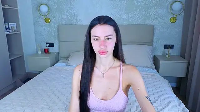 Snow WhiteeeX online show from June 19, 4:06 am