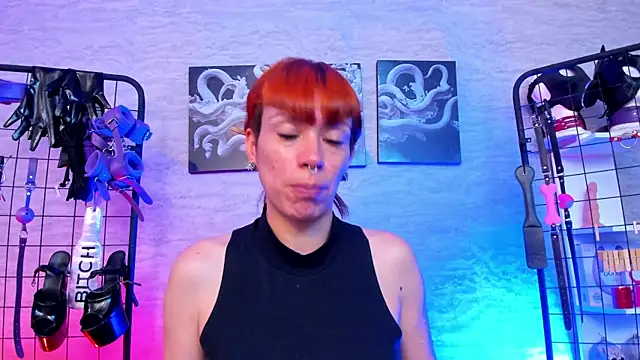 Snapshot of IvanaFetish chatting on September 19, 12:26 pm IvanaFetish online show from September 19, 12:26 pm