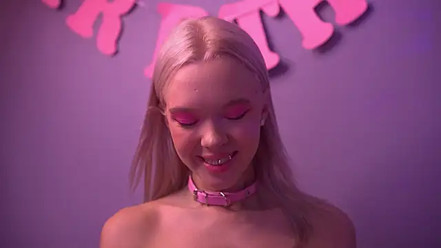  AlinaBailey online show from June 25, 9:46 am
