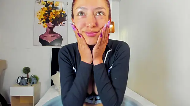 Snapshot of Scarlett__bell chatting on October 9, 1:37 pm Scarlett bell online show from October 9, 1:37 pm