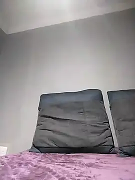 pixie-na online show from December 4, 11:01 am