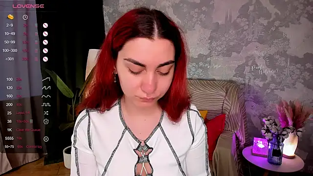 hannacheekss  online show from July 1, 2:22 am