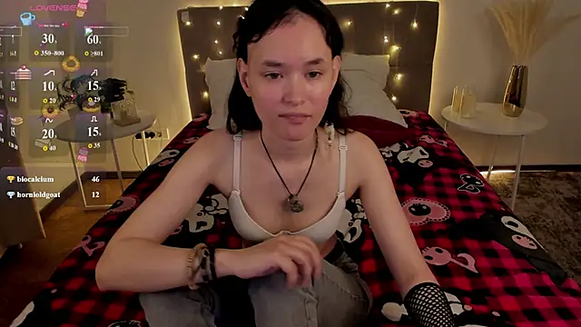 Emily Strikeee online show from June 12, 3:03 am