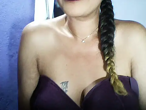 layanah12 online show from October 19, 6:54 pm