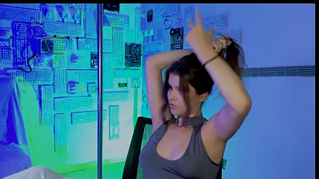 EvaThopson online show from October 4, 12:33 pm