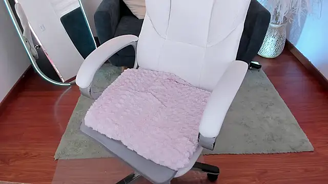 Escarlett Wii online show from October 23, 12:55 pm