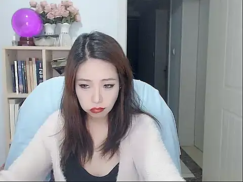 SuSushi728 online show from October 22, 4:12 pm