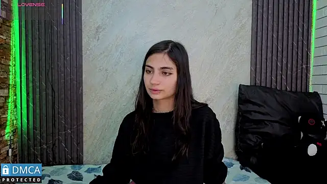 SolBeaumont1 online show from September 13, 12:18 am