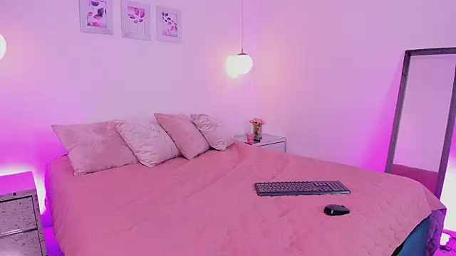 ibella7 online show from March 3, 7:53 pm