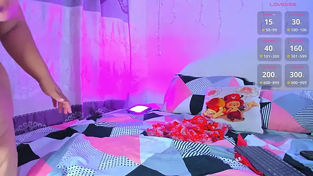 lanaa paul1 online show from December 13, 9:21 pm