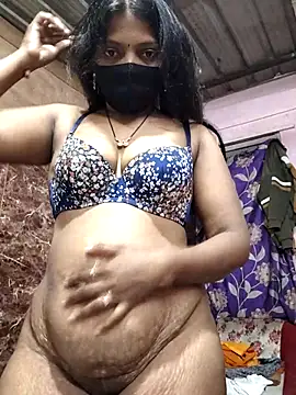 queensenorita online show from March 16, 5:39 pm