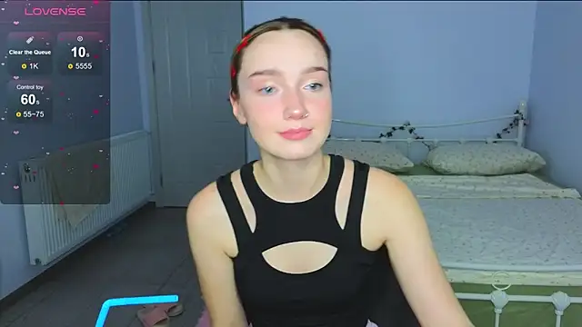 Wild Sophie  online show from November 16, 5:46 pm