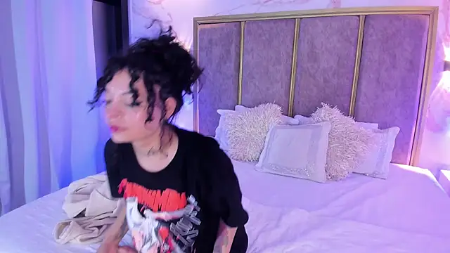 KatherineGomez online show from June 12, 3:03 am