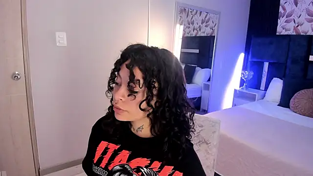 KatherineGomez online show from July 17, 2:38 am
