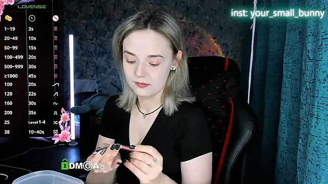 Your small bunny online show from August 4, 2:06 am