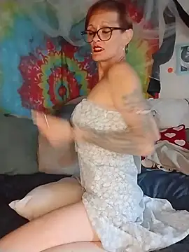 ivylee31 online show from June 29, 7:46 pm