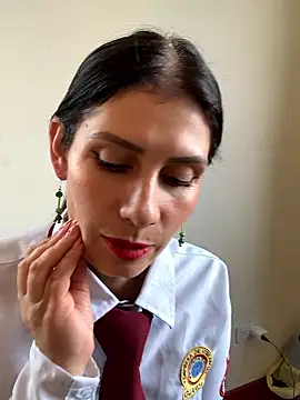 Alysson-- online show from January 13, 2:43 pm