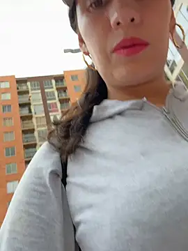Alysson-- online show from June 18, 2:11 pm