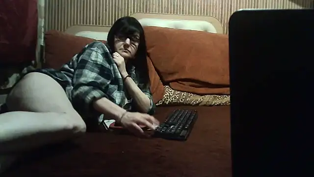 AlanaLaDream online show from December 21, 5:39 pm