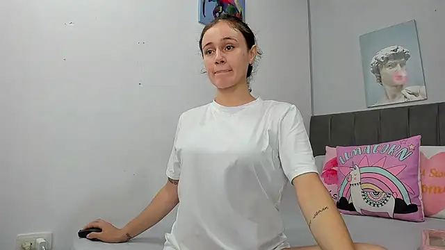 naughtyloverss online show from March 10, 3:38 pm