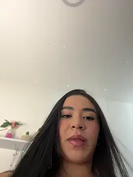 kristynmassey online show from June 23, 8:29 pm