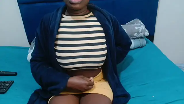 MilkyTitties online show from July 4, 12:45 pm