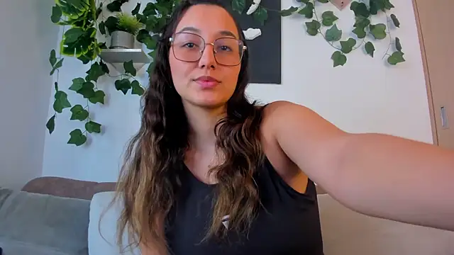 nataliepeterson online show from October 14, 1:57 pm