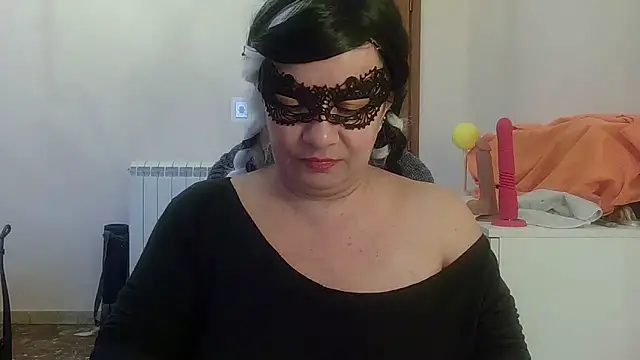 Ninalapiccolina online show from December 1, 3:48 pm