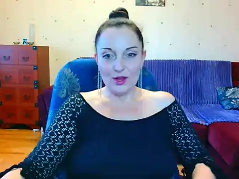 Alice3694 online show from March 1, 6:57 am