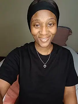 Lucy Blacksilk online show from July 14, 9:52 pm