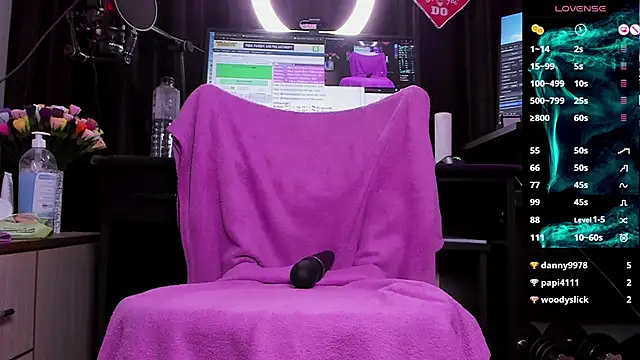 Raissa sky26 online show from December 2, 7:10 am