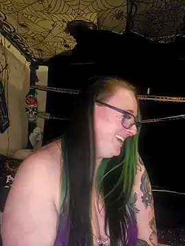 Bunny Cummings online show from November 4, 10:59 pm