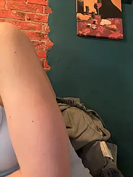 Holly Play online show from July 28, 11:17 am