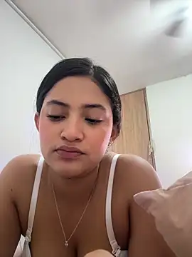 Isa squirt1 online show from July 2, 3:23 am